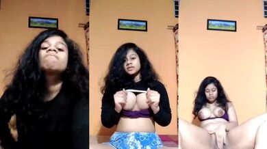 Busty rajasthani girl playing boobs fingering till orgasm
